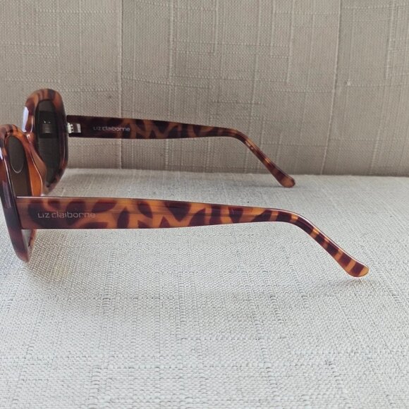 Vintage Liz Claiborne Women Sunglasses Brown Tortoise Big Face Eye Wear Shades - Picture 8 of 12